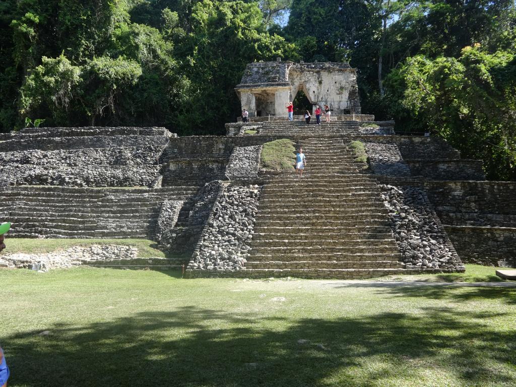 Posada Aguila Real パレンケ エクステリア 写真